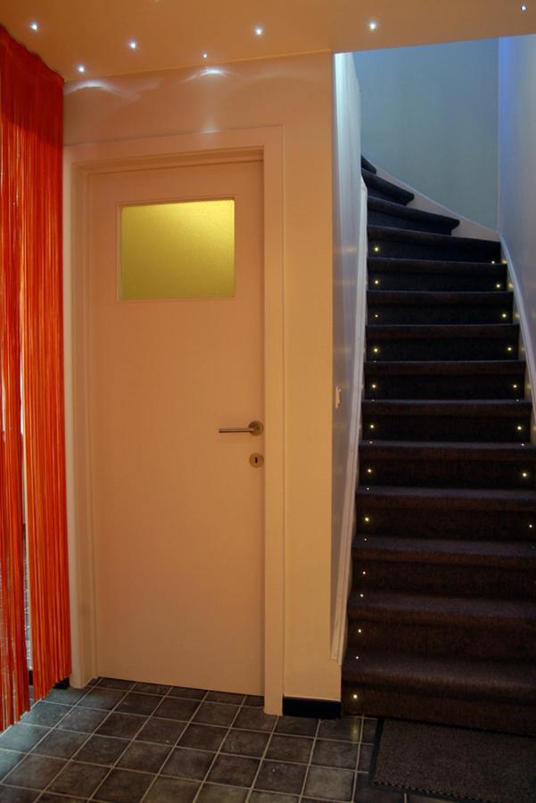 Beautyd Grey Room Centrum Gullegem Вевелгем Екстериор снимка