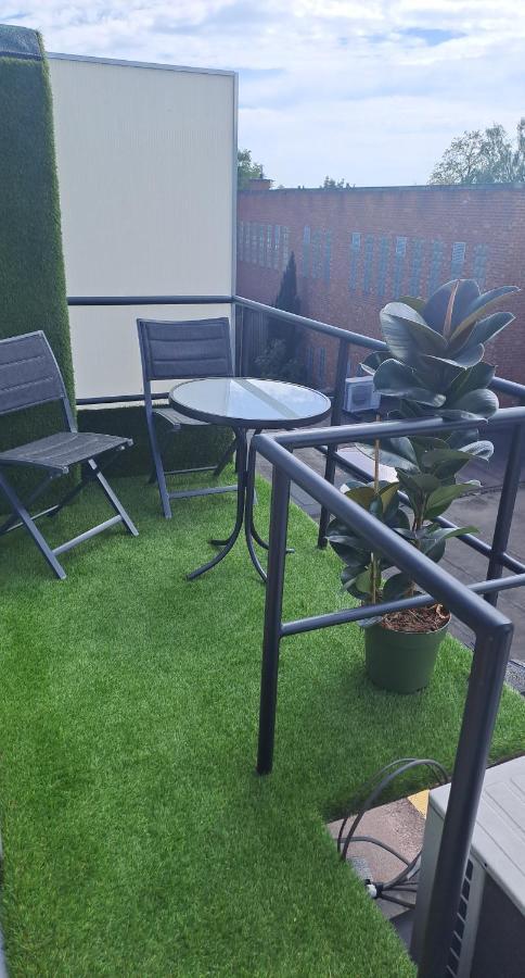 Beautyd Grey Room Centrum Gullegem Вевелгем Екстериор снимка