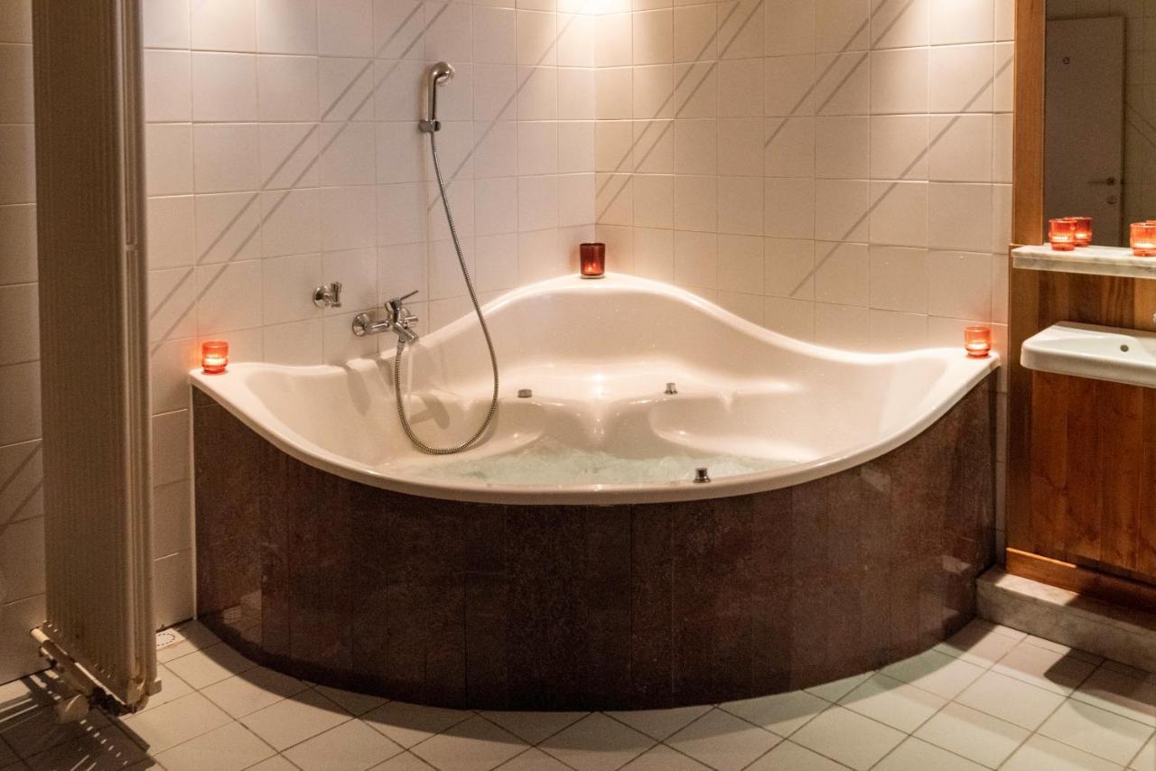 Beautyd Grey Room Centrum Gullegem Вевелгем Екстериор снимка