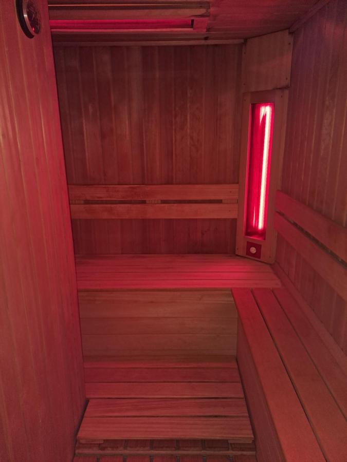 Beautyd Grey Room Centrum Gullegem Вевелгем Екстериор снимка