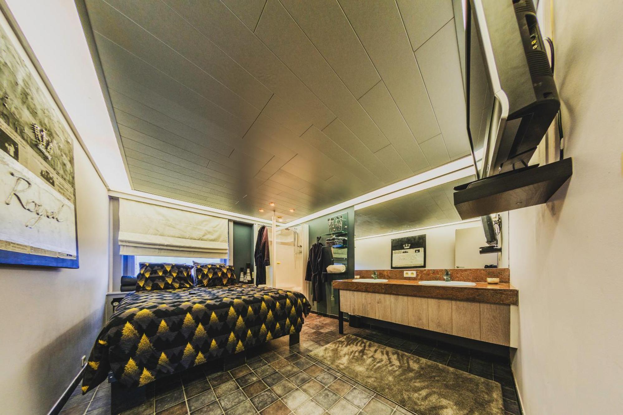 Beautyd Grey Room Centrum Gullegem Вевелгем Екстериор снимка
